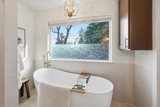 1923 S Mount Vernon Dr, Spokane, WA 99223