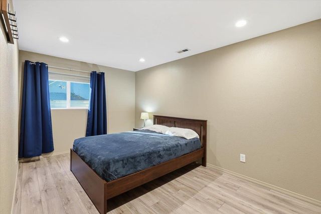 1923 S Mount Vernon Dr, Spokane, WA 99223