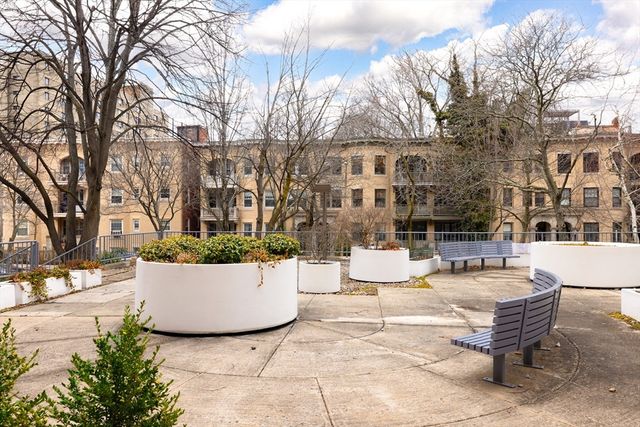 50 Winchester Street 413, Brookline, MA 02446