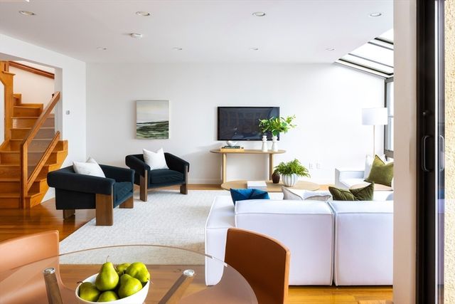 50 Winchester Street 413, Brookline, MA 02446