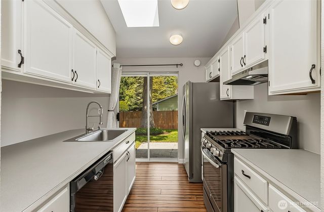 10705 27th Street NE, Lake Stevens, WA 98258