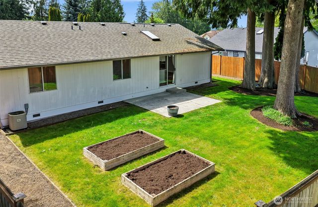 10705 27th Street NE, Lake Stevens, WA 98258