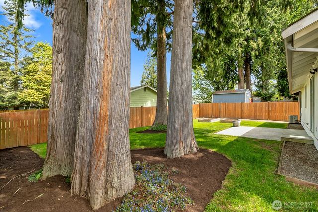10705 27th Street NE, Lake Stevens, WA 98258