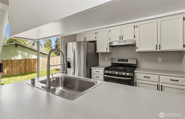 10705 27th Street NE, Lake Stevens, WA 98258