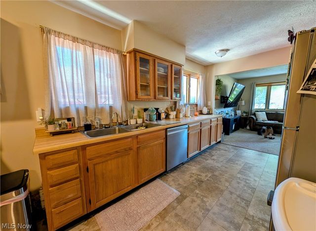 4762 Homewood Drive, Mentor, OH 44060