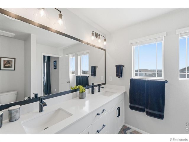 1834 S De Gaulle Court, Aurora, CO 80018