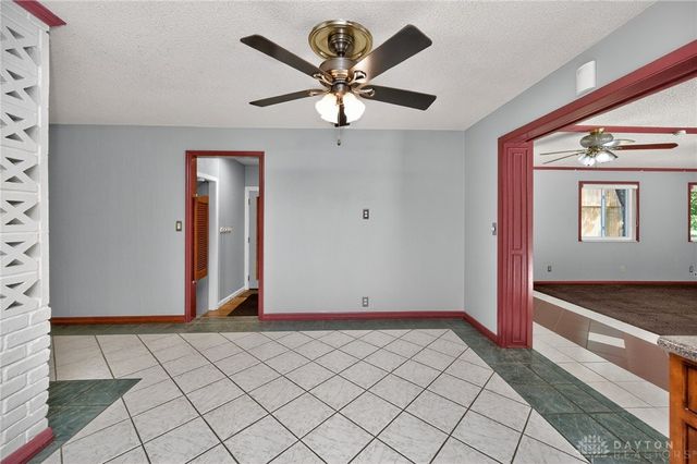 933 Robin Hill Drive, New Richmond, OH 45157