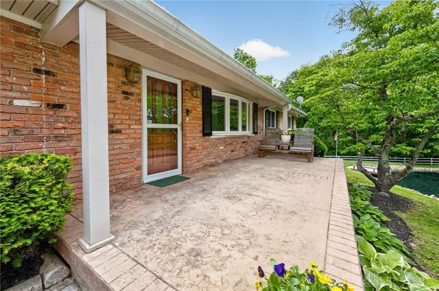 933 Robin Hill Drive, New Richmond, OH 45157
