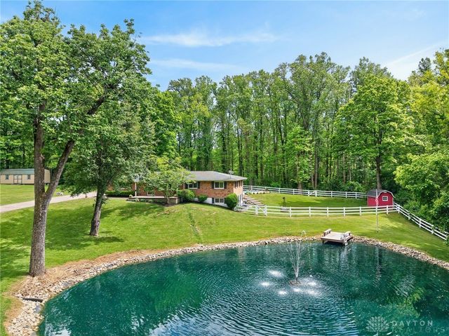 933 Robin Hill Drive, New Richmond, OH 45157
