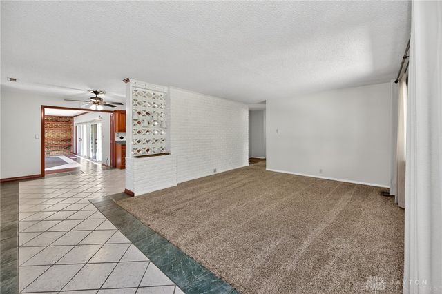 933 Robin Hill Drive, New Richmond, OH 45157