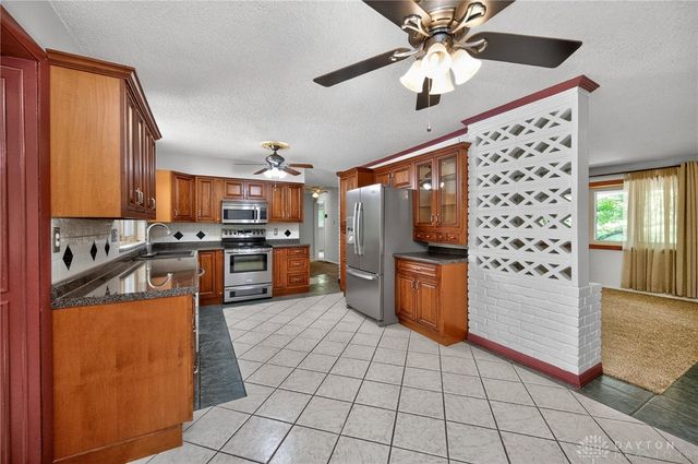 933 Robin Hill Drive, New Richmond, OH 45157