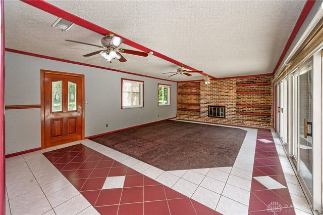 933 Robin Hill Drive, New Richmond, OH 45157