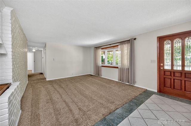 933 Robin Hill Drive, New Richmond, OH 45157
