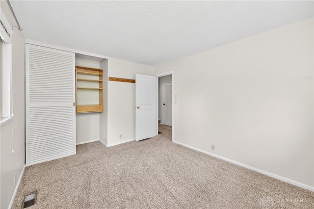 933 Robin Hill Drive, New Richmond, OH 45157