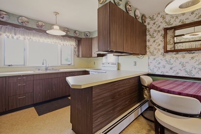 25 Westport Harbor Road, Little Compton, RI 02837