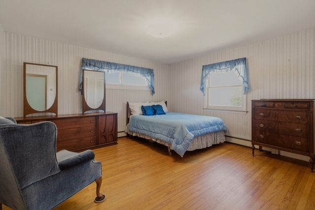 25 Westport Harbor Road, Little Compton, RI 02837