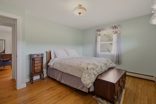 25 Westport Harbor Road, Little Compton, RI 02837
