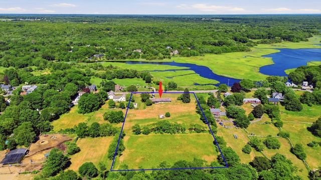 25 Westport Harbor Road, Little Compton, RI 02837