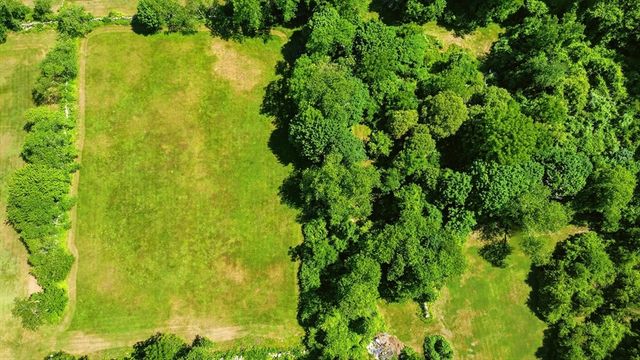 25 Westport Harbor Road, Little Compton, RI 02837