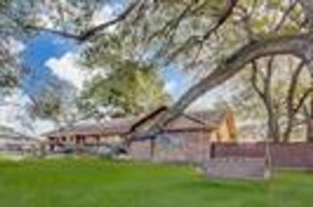 8406 Katy Hockley Road, Katy, TX 77493