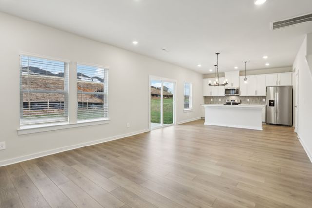 1090 Bluffton Circle, Clarksville, TN 37043