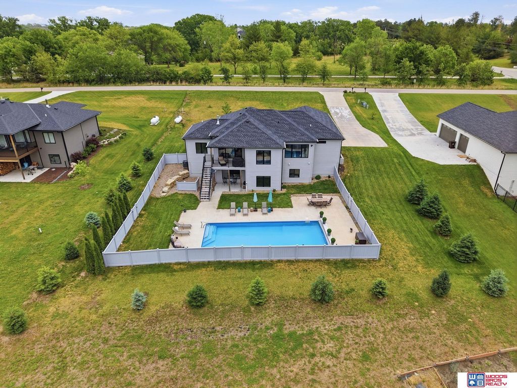 15933 S 60th Street, Roca, NE 68430