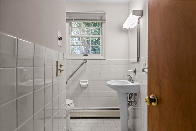 103 Cedar Island Road, Narragansett, RI 02882