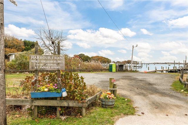 103 Cedar Island Road, Narragansett, RI 02882