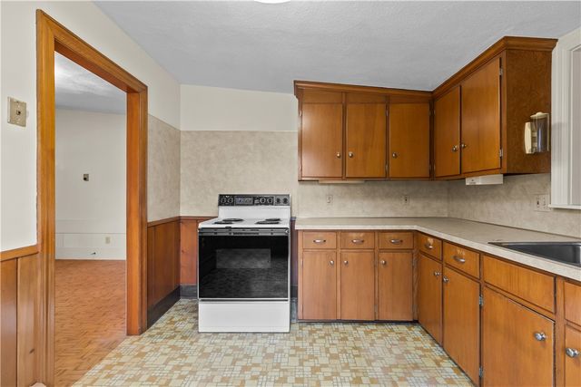 103 Cedar Island Road, Narragansett, RI 02882