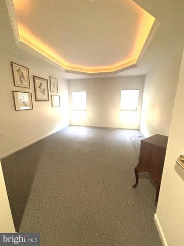 34 VIRGINIA DR, Atco, NJ 08004