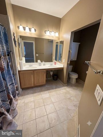 34 VIRGINIA DR, Atco, NJ 08004