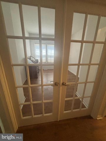 34 VIRGINIA DR, Atco, NJ 08004
