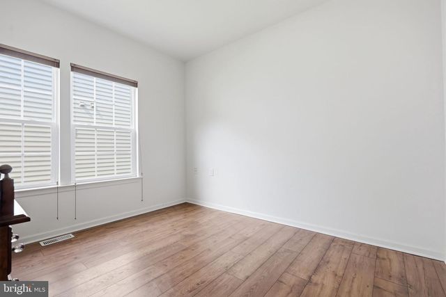 34 VIRGINIA DR, Atco, NJ 08004