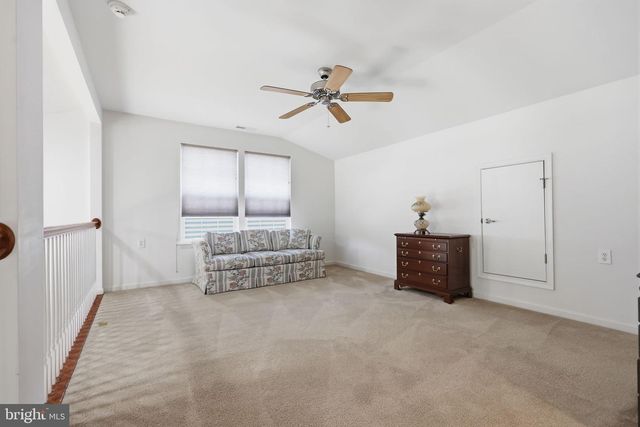 34 VIRGINIA DR, Atco, NJ 08004
