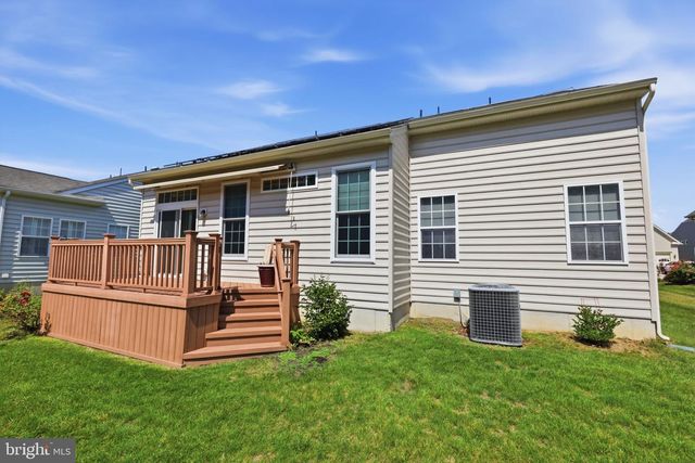 34 VIRGINIA DR, Atco, NJ 08004