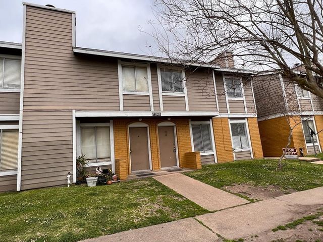 12606 Ashford Meadow Drive B, Houston, TX 77082