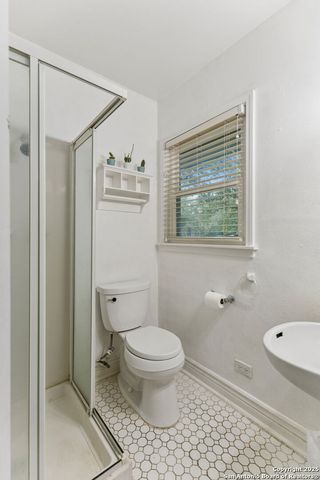 352 Larchmont, San Antonio, TX 78209