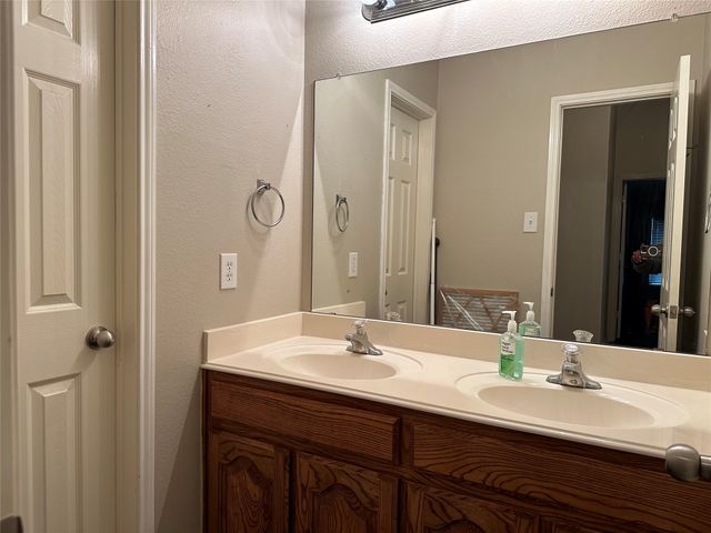 8708 La Quinta Lane, Mckinney, TX 75070