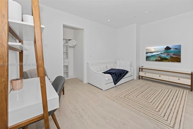 17475 Collins Avenue 1201, Sunny Isles Beach, FL 33160
