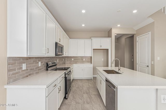 8913 E COVINA Street, Mesa, AZ 85207