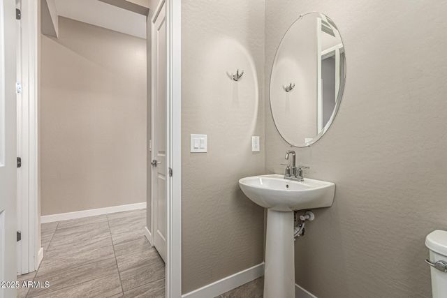 8913 E COVINA Street, Mesa, AZ 85207