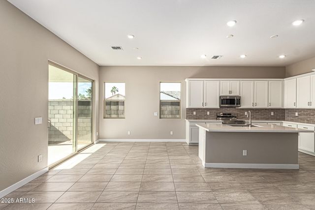 8913 E COVINA Street, Mesa, AZ 85207