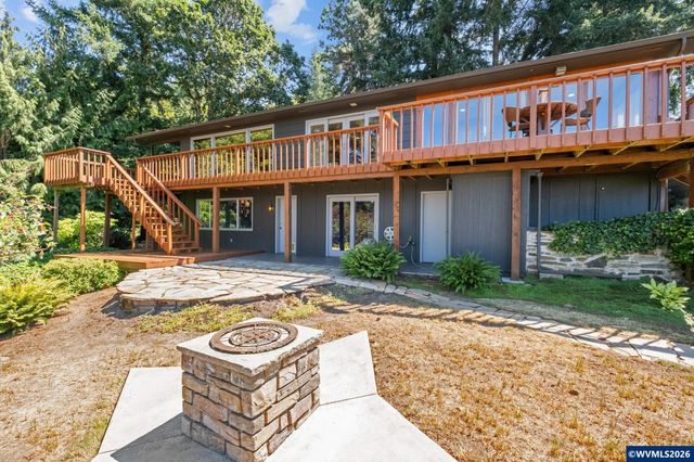 36824 Edgemont Dr, Lebanon, OR 97355