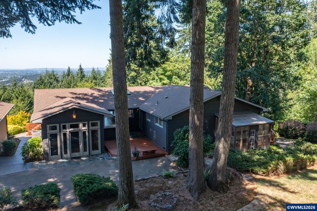 36824 Edgemont Dr, Lebanon, OR 97355