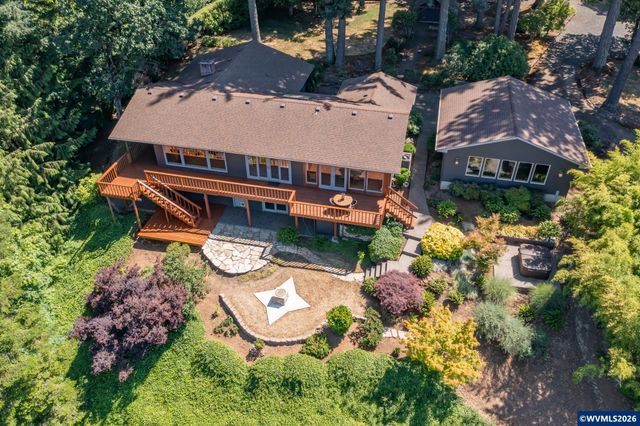 36824 Edgemont Dr, Lebanon, OR 97355