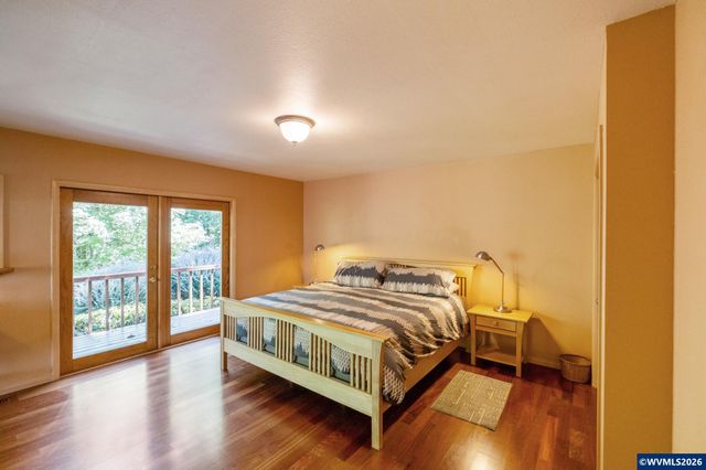 36824 Edgemont Dr, Lebanon, OR 97355