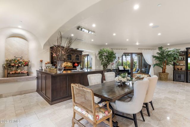 8449 E DIXILETA Drive, Scottsdale, AZ 85266