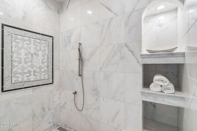 8449 E DIXILETA Drive, Scottsdale, AZ 85266