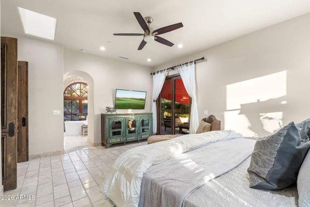 8449 E DIXILETA Drive, Scottsdale, AZ 85266