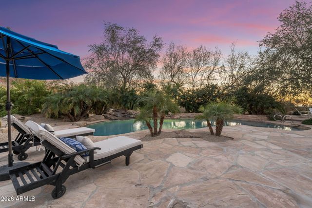 8449 E DIXILETA Drive, Scottsdale, AZ 85266